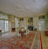 INTERIEUR, BEGANE GROND, OVERZICHT EETZAAL MET SCHOUW, STUCPLAFOND - Ridderkerk - 20299003 - RCE -  Huis Ten Donck: INTERIEUR, BEGANE GROND, OVERZICHT EETZAAL MET SCHOUW, STUCPLAFOND 