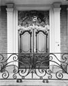 Ingangspartij van de voorgevel - Ridderkerk - 20037341 - RCE -  Het Huys ten Donck: Ingangspartij van de voorgevel 