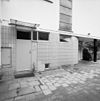 Exterieur dienstingang - Rotterdam - 20319133 - RCE -  Huis Sonneveld: Exterieur dienstingang (opmerking: Bij publicatie is toestemming nodig van Buro vd Broek & Bakema (tel.: 010-4134780)) 