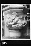 Kapiteel, reproductie van oude foto in het bezit Archief van de Kerkvoogdij - Rotterdam - 20191459 - RCE -  Grote- of Sint Laurenskerk: kapiteel, reproductie van oude foto in het bezit Archief van de Kerkvoogdij 