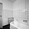 Int. begane grond, badkamer - Rotterdam - 20319116 - RCE -  Huis Sonneveld: Int. begane grond, badkamer (opmerking: Bij publicatie is toestemming nodig van Buro vd Broek & Bakema (tel.: 010-4134780)) 