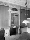 Interieur, schoorsteen in de griffie - Schiedam - 20196424 - RCE -  Huis Nolet: Interieur, schoorsteen in de griffie 
