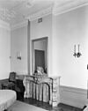 Vergaderzaal, schoorsteen - Schiedam - 20196865 - RCE -  vergaderzaal, schoorsteen 