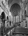 Interieur naar het oosten - Schiedam - 20196583 - RCE -  Onze Lieve Vrouwe Kerk: interieur naar het oosten 