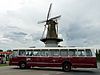 Spijkenisse molen Nooit Gedacht met oude bus De Walvis