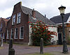 Haastrecht id 19943 -  Pand met brede tuitgevel op de hoek van het kerkplein, Wiki Loves Monuments 2011