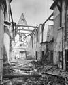 Interieur van de kerk naar het noorden na de brand - Haastrecht - 20099486 - RCE -  Nederlands Hervormde Kerk: Interieur van de kerk naar het noorden na de brand 