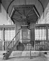 Interieur preekstoel - Naaldwijk - 20161545 - RCE -  Nederlands Hervormde Kerk: interieur preekstoel 