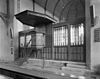 Interieur preekstoel met koorhek - Naaldwijk - 20161544 - RCE -  Nederlands Hervormde Kerk: interieur preekstoel met koorhek 