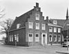 Voor- en zijgevel, hoekpand - Naaldwijk - 20161582 - RCE -  Voormalige pastorie van de Hervormde kerk: voor- en zijgevel, hoekpand 