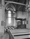 Interieur dwarsschip naar het noorden - Naaldwijk - 20161542 - RCE -  Nederlands Hervormde Kerk: interieur dwarsschip naar het noorden 