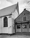 Steunbeer zuidgevel - Oostvoorne - 20175985 - RCE -  Nederlands Hervormde Kerk: steunbeer zuidgevel 