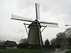 Rockanje - korenmolen -  Rockanje: de plaatselijke korenmolen in de regen 