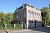 Meerkerk - Tolstraat 1 - Woonhuis (02).JPG -  Woonhuis aan het Dorpsplein 1 te Meerkerk 