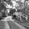 Houten ophaalbrug met kwakel - Weipoort - 20252895 - RCE -  houten ophaalbrug met kwakel 